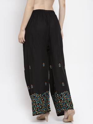 Black printed rayon palazzo-pants 4