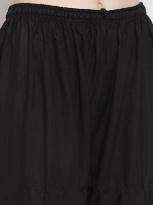Black printed rayon palazzo-pants 5