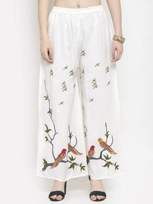 Off-white printed rayon palazzo-pants 1