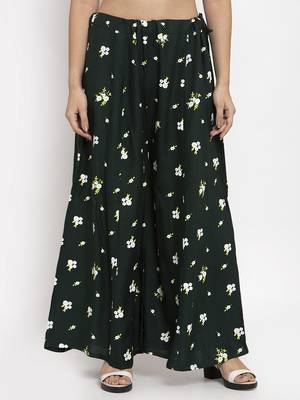 Green printed rayon palazzo-pants 1