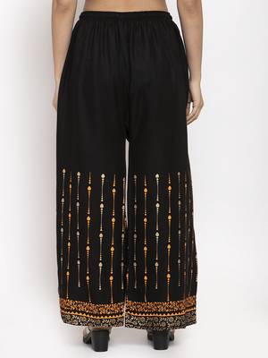 Black printed rayon palazzo-pants 4