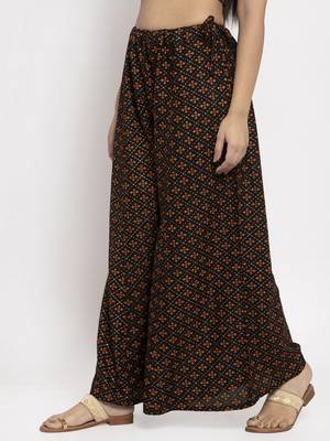 Black printed rayon palazzo-pants 3