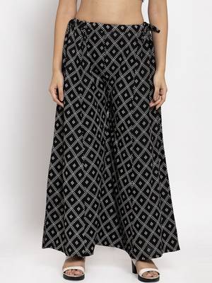 Black printed rayon palazzo-pants 1