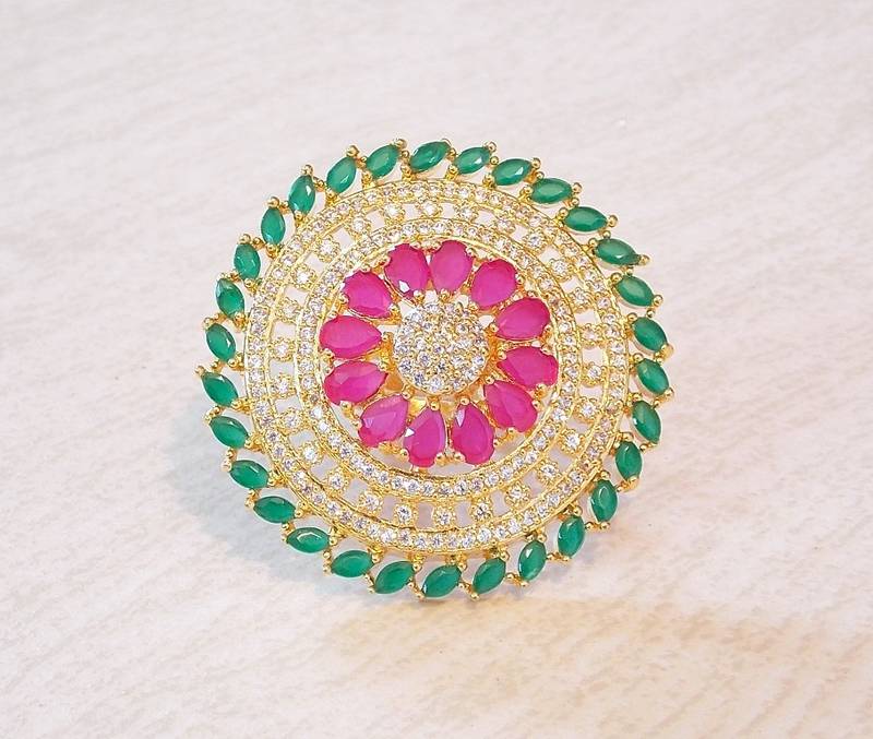 RUBY EMERALD FINE AD STUD RING