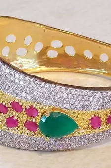 FINE CZ RUBY EMERALD STUD BRACELET