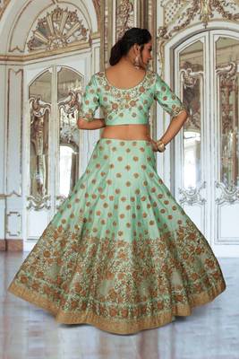 Pista-Green Machine Work Silk Ethnic With Blouse 6