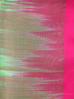 Green hand woven cotton silk saree with blouse 4