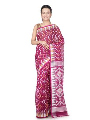 Magenta Hand Woven Pure Cotton Saree Without Blouse 1