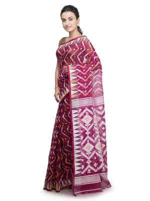 Magenta Hand Woven Pure Cotton Saree Without Blouse 2