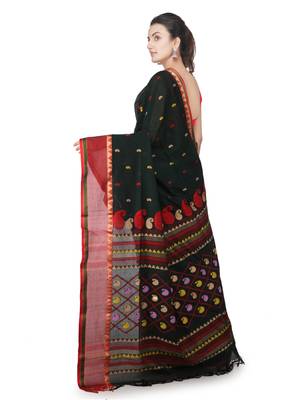 Green hand woven pure cotton saree with blouse 3