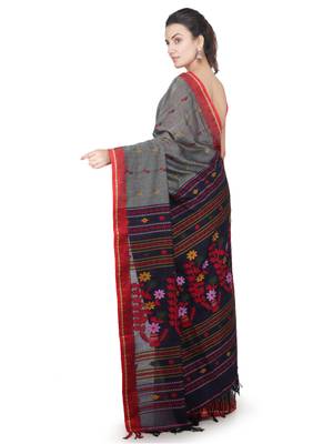 Grey hand woven pure cotton saree with blouse 3