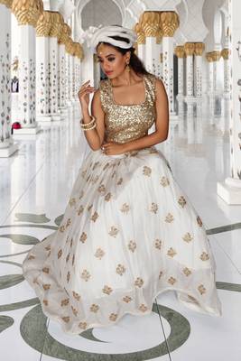 White Embroidered Silk Readymade Lehenga Cholis 4