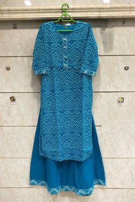 Blue Colored Bandhani Printed Kurti Along With Blue Skirt 1