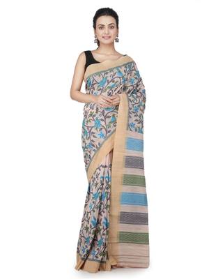 Beige hand woven silk saree with blouse 1