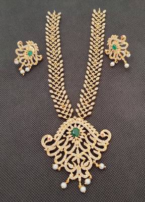 Green south-indian-jewellery 2
