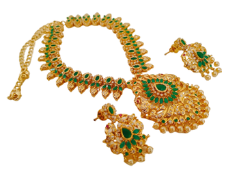Green south-indian-jewellery 1