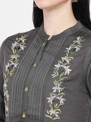Grey printed rayon long-kurtis 2