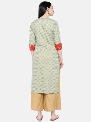 Green embroidered cotton long-kurtis 5
