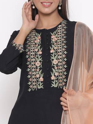 Black embroidered cotton palazzo-kurta 2