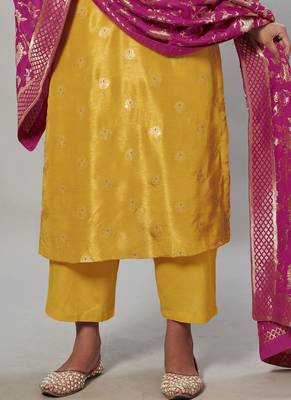 mustrad embroidered jacquard zari_work long-kurtis 3