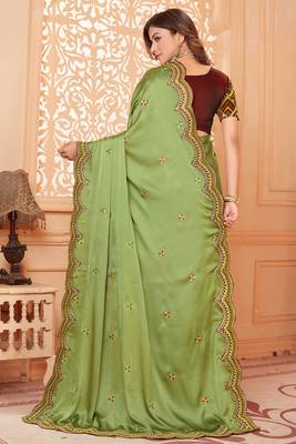Green embroidered silk blend saree with blouse 4