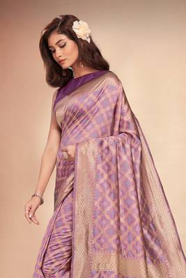 Lavender woven art silk saree with blouse 5