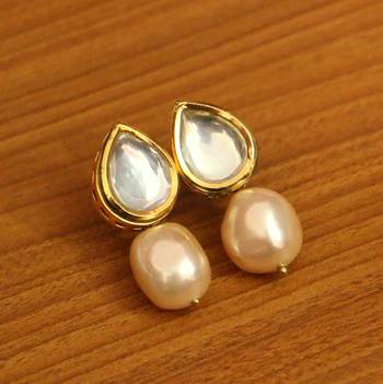 Beige studs 1