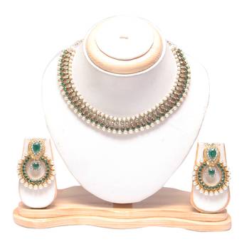 Green colour kundan necklace with earrings online 1