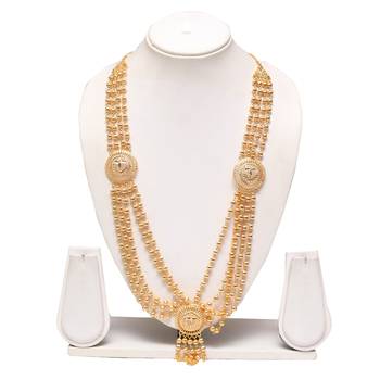 Gold metal long necklace with plain layered style 1