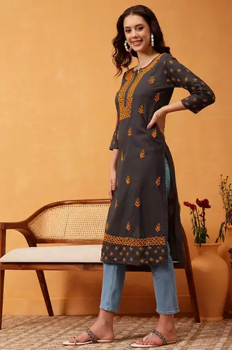 Hand Embroidered Grey Cotton Lucknow Chikan Women Kurti