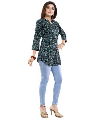 Black printed crepe short-kurtis 3