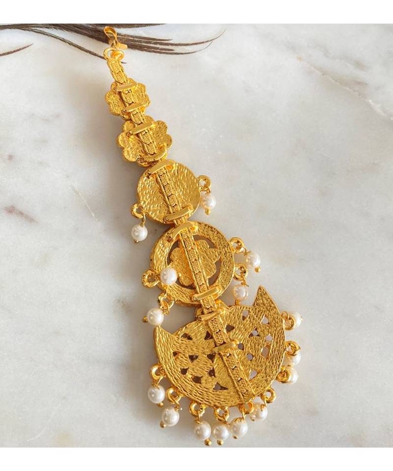 Beautiful Kemp Green Pearl Designer Tikka Dj20633