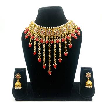 Multicolor necklaces 1