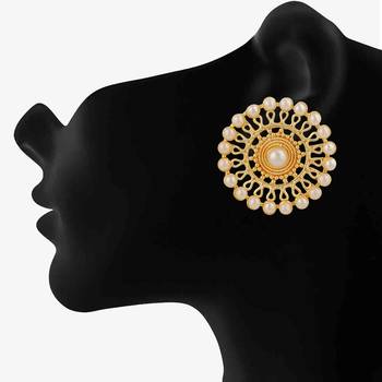 White pearl earrings 3