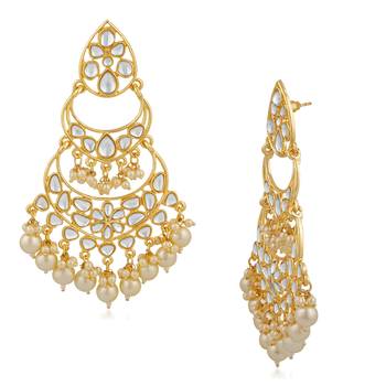 White crystal earrings 3