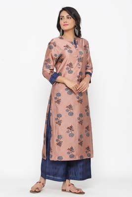Ardozaa Women's Muslin Gold Print Straight Kurta Palazzo Set (Pink) 3