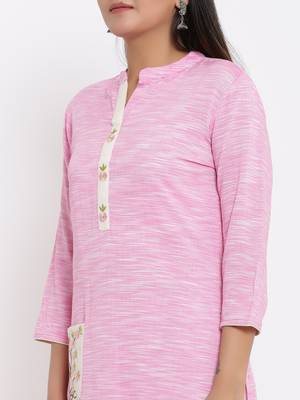 Ardozaa Womens Rayon Embroidrered Straight Kurta (Pink) 2