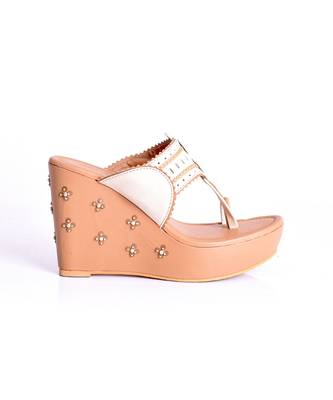 Creme & Beige Kolhapuri Wedges 3