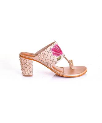 Fiona Cr  me Kolhapuri Heel Sandals 3