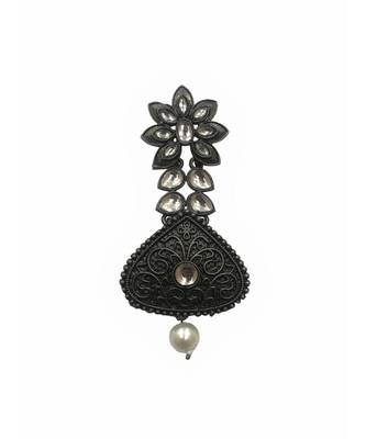 Silver Floral Kundan & Pearl Earrings 2