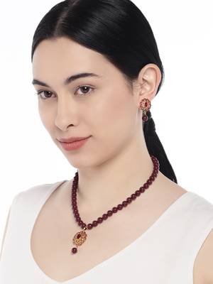Maroon crystal necklaces 2