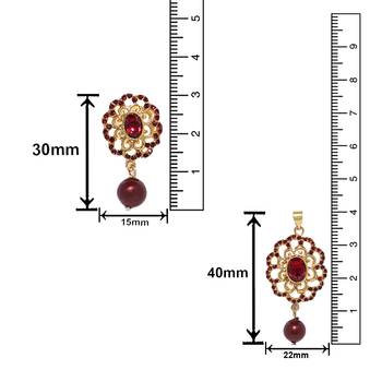 Maroon crystal necklaces 5
