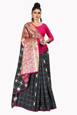 Black woven silk blend saree with blouse 4