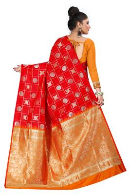Red woven silk blend saree with blouse 3