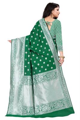 Green woven silk blend saree with blouse 3