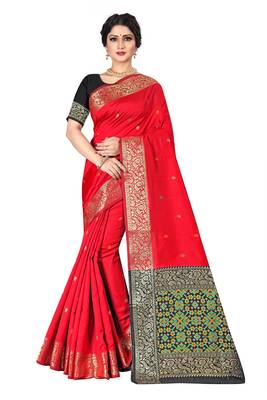 Red woven silk blend saree with blouse 2