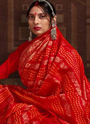 Red woven silk Bandhani sarees saree with blouse 2