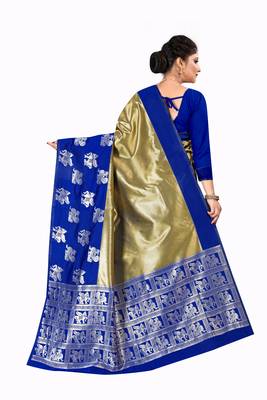 Gold woven silk blend saree with blouse 4