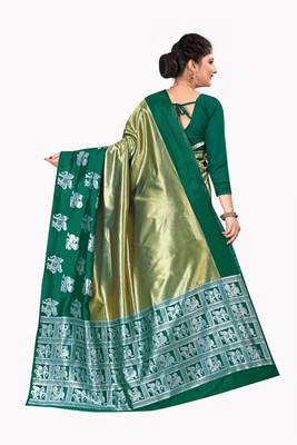 Gold woven silk blend saree with blouse 3