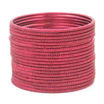 Red bangles-and-bracelets 1